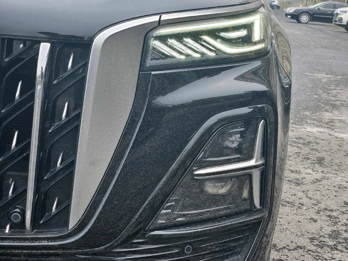 2023 HongQi HS5 2.0T 252HP L4 8AT,autocango,china used car exporter,china ev exporter,chinese used car exporter,chinese used ev exporter