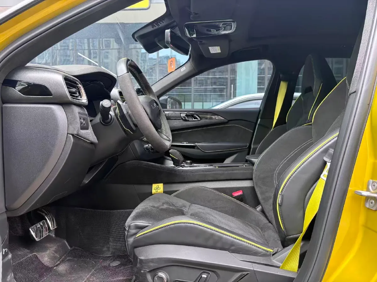 2021 LYNK&CO 03 2.0T 254HP L4 8AT,autocango,china used car exporter,china ev exporter,chinese used car exporter,chinese used ev exporter