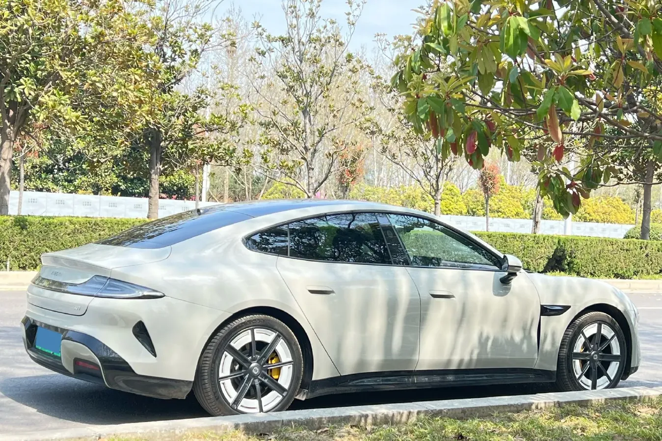 2024 MI SU7 BEV 73.6KWH,autocango,china used car exporter,china ev exporter,chinese used car exporter,chinese used ev exporter