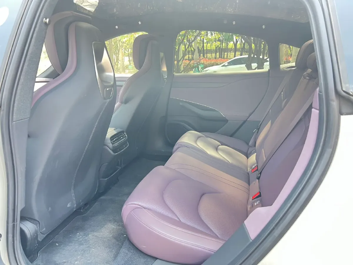 2024 MI SU7 BEV 73.6KWH,autocango,china used car exporter,china ev exporter,chinese used car exporter,chinese used ev exporter