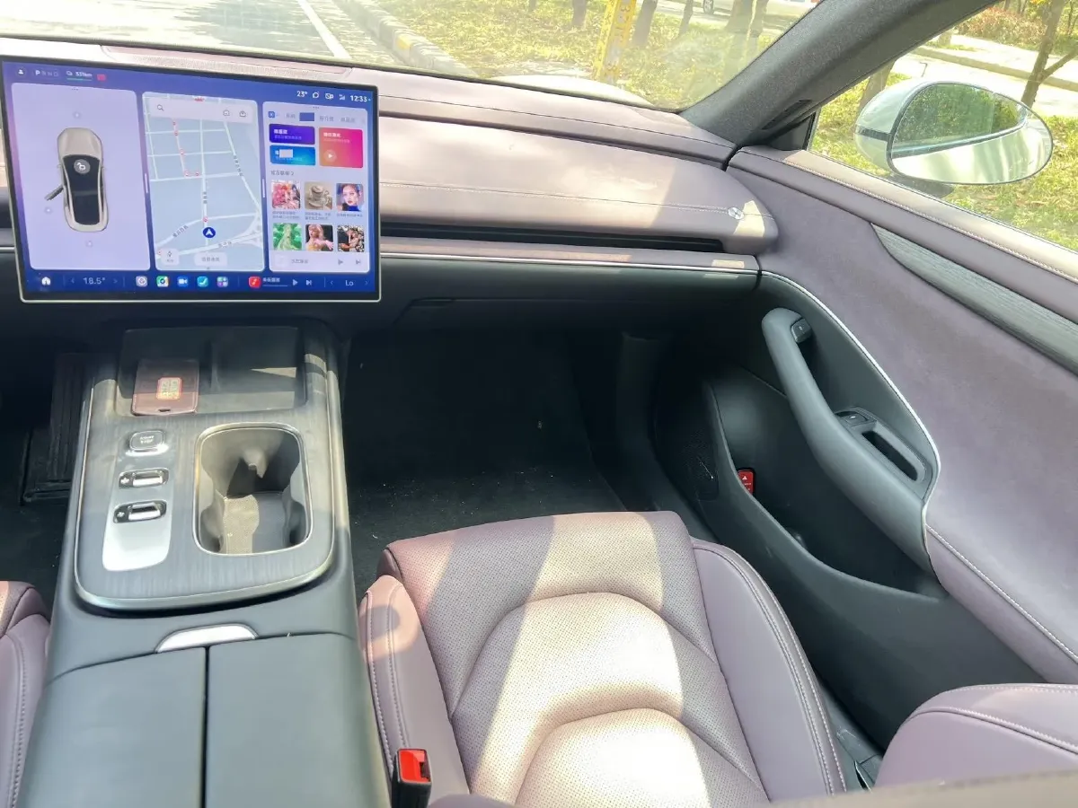 2024 MI SU7 BEV 73.6KWH,autocango,china used car exporter,china ev exporter,chinese used car exporter,chinese used ev exporter