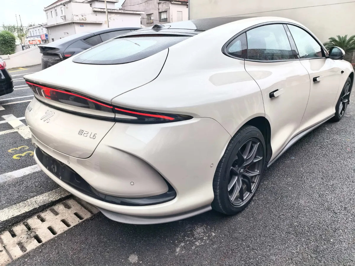 2024 IM L6 BEV 100KWH,autocango,china used car exporter,china ev exporter,chinese used car exporter,chinese used ev exporter