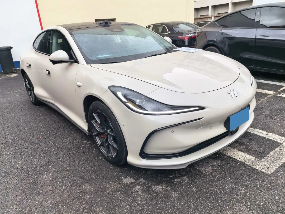 2024 IM L6 BEV 100KWH,autocango,china used car exporter,china ev exporter,chinese used car exporter,chinese used ev exporter