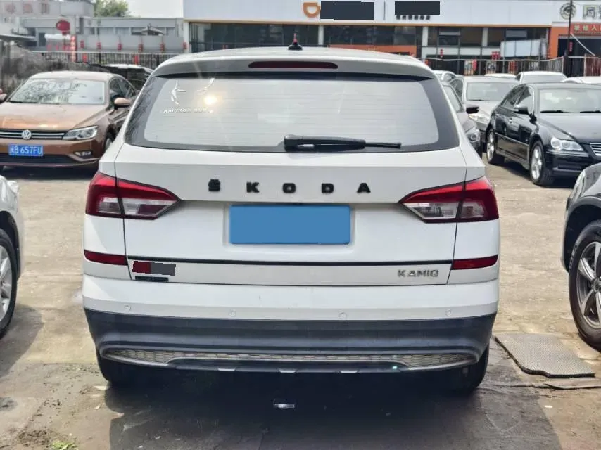 2020 Skoda Kamiq 1.5L 112HP L4 6AT,autocango,china used car exporter,china ev exporter,chinese used car exporter,chinese used ev exporter