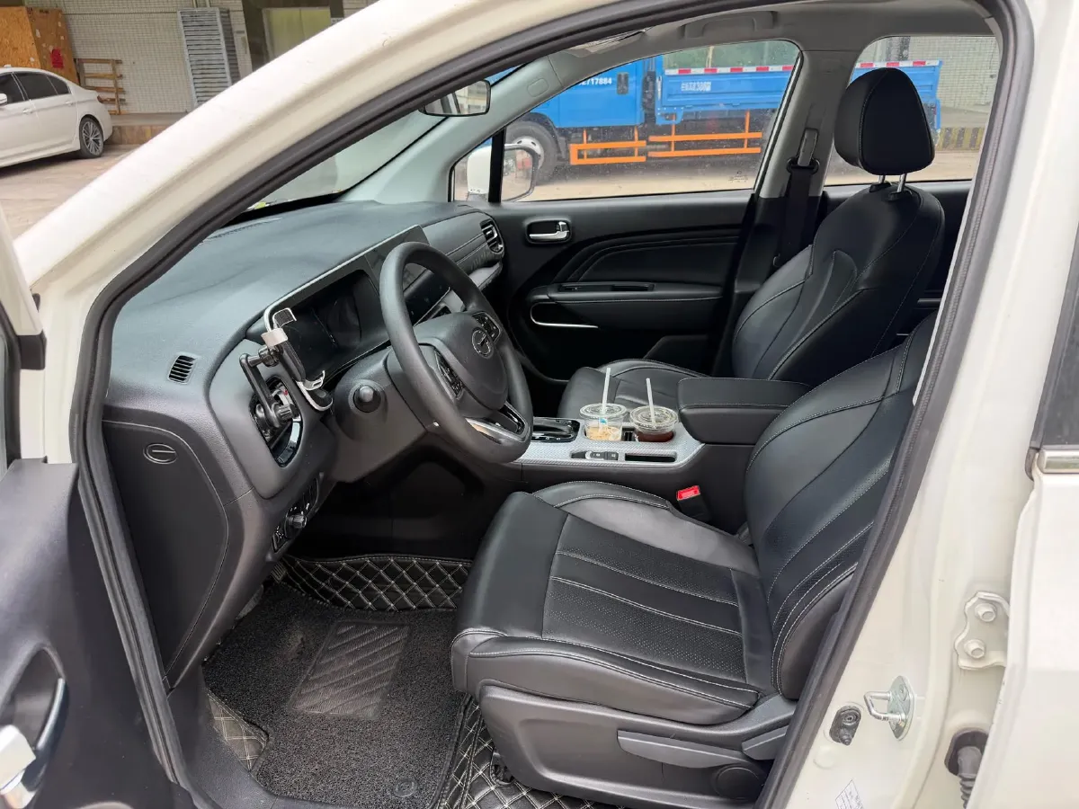 2021 GAC Trumpchi GS3 1.5T 169HP L4 6AT,autocango,china used car exporter,china ev exporter,chinese used car exporter,chinese used ev exporter