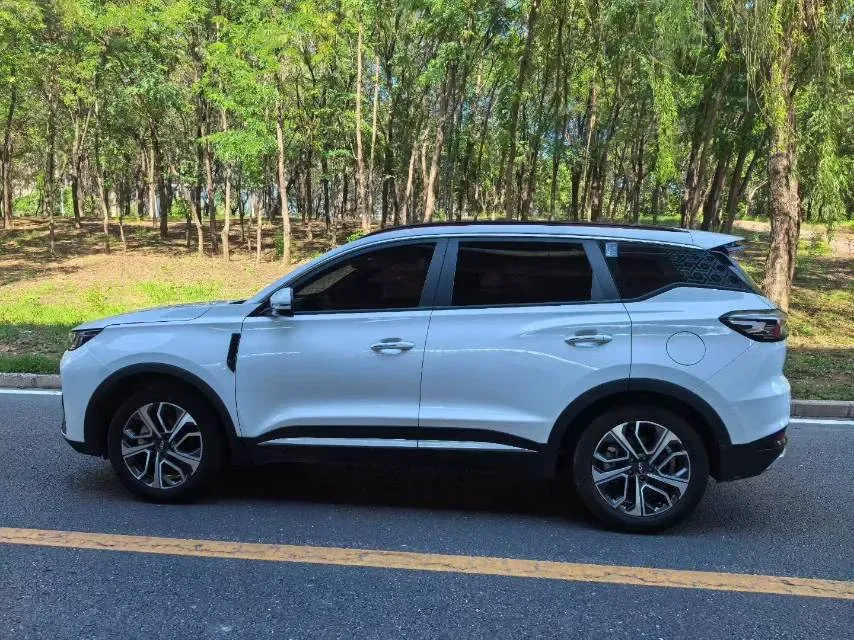2023 Chery Tiggo 7 Plus 1.5T 156HP L4 CVT,autocango,china used car exporter,china ev exporter,chinese used car exporter,chinese used ev exporter