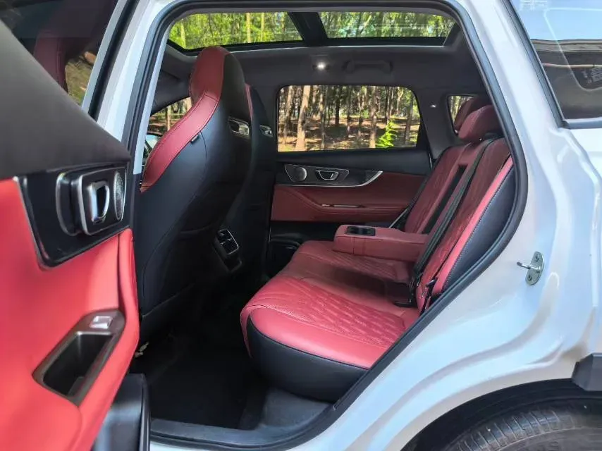 2023 Chery Tiggo 7 Plus 1.5T 156HP L4 CVT,autocango,china used car exporter,china ev exporter,chinese used car exporter,chinese used ev exporter