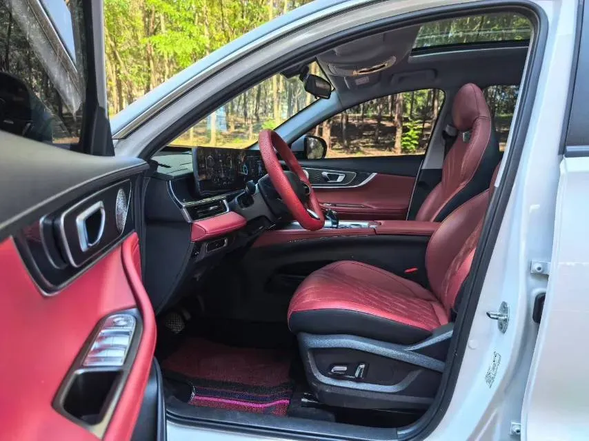 2023 Chery Tiggo 7 Plus 1.5T 156HP L4 CVT,autocango,china used car exporter,china ev exporter,chinese used car exporter,chinese used ev exporter