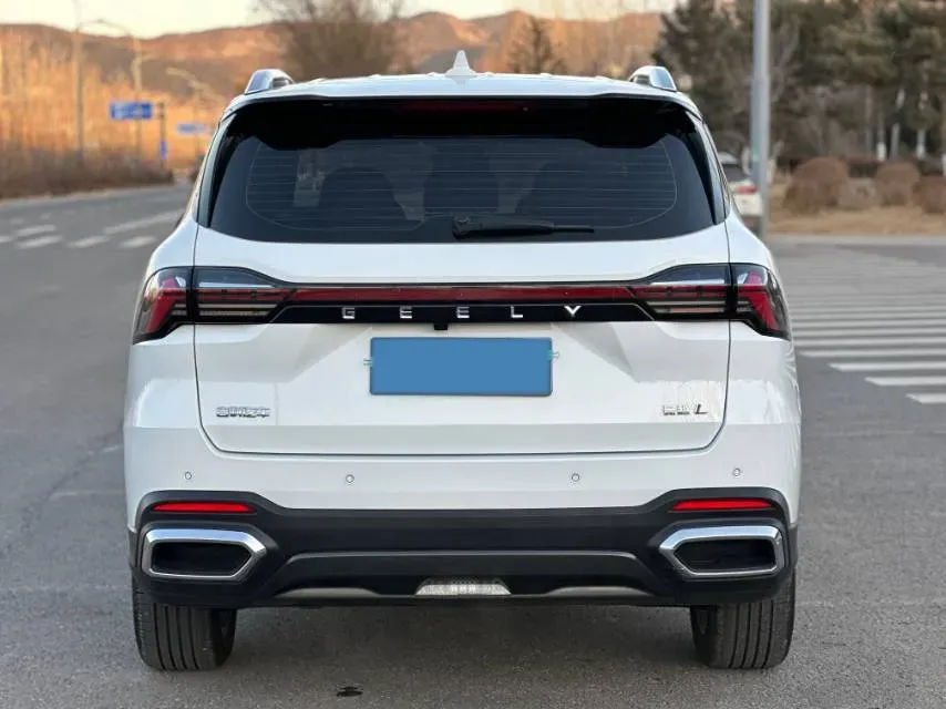 2024 Geely Okavango L 2.0T 218HP L4 7DCT,autocango,china used car exporter,china ev exporter,chinese used car exporter,chinese used ev exporter