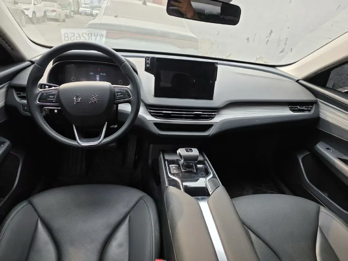 2024 HongQi E-QM5 BEV 60KWH,autocango,china used car exporter,china ev exporter,chinese used car exporter,chinese used ev exporter