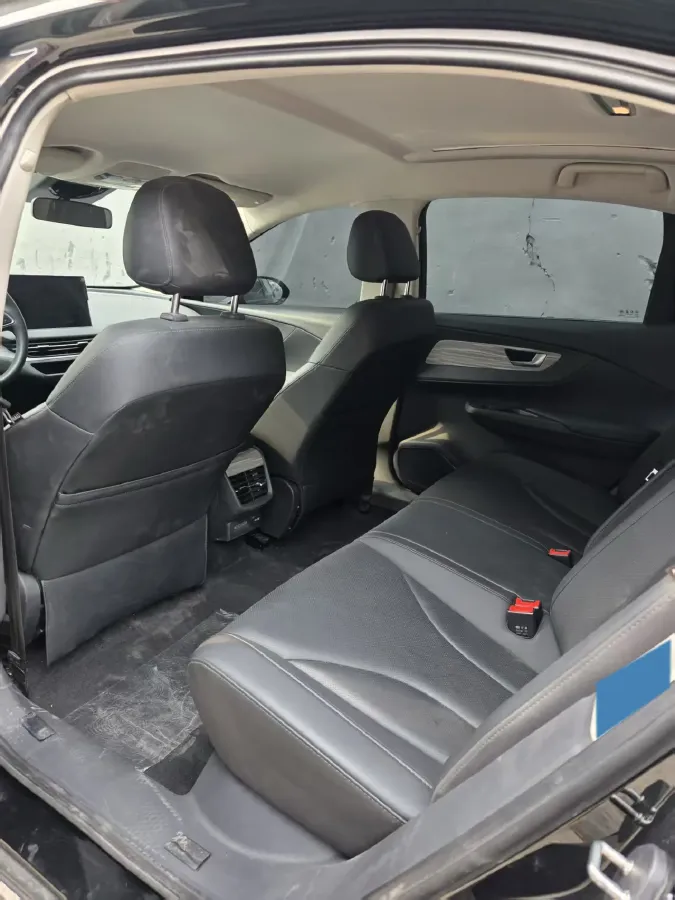 2024 HongQi E-QM5 BEV 60KWH,autocango,china used car exporter,china ev exporter,chinese used car exporter,chinese used ev exporter