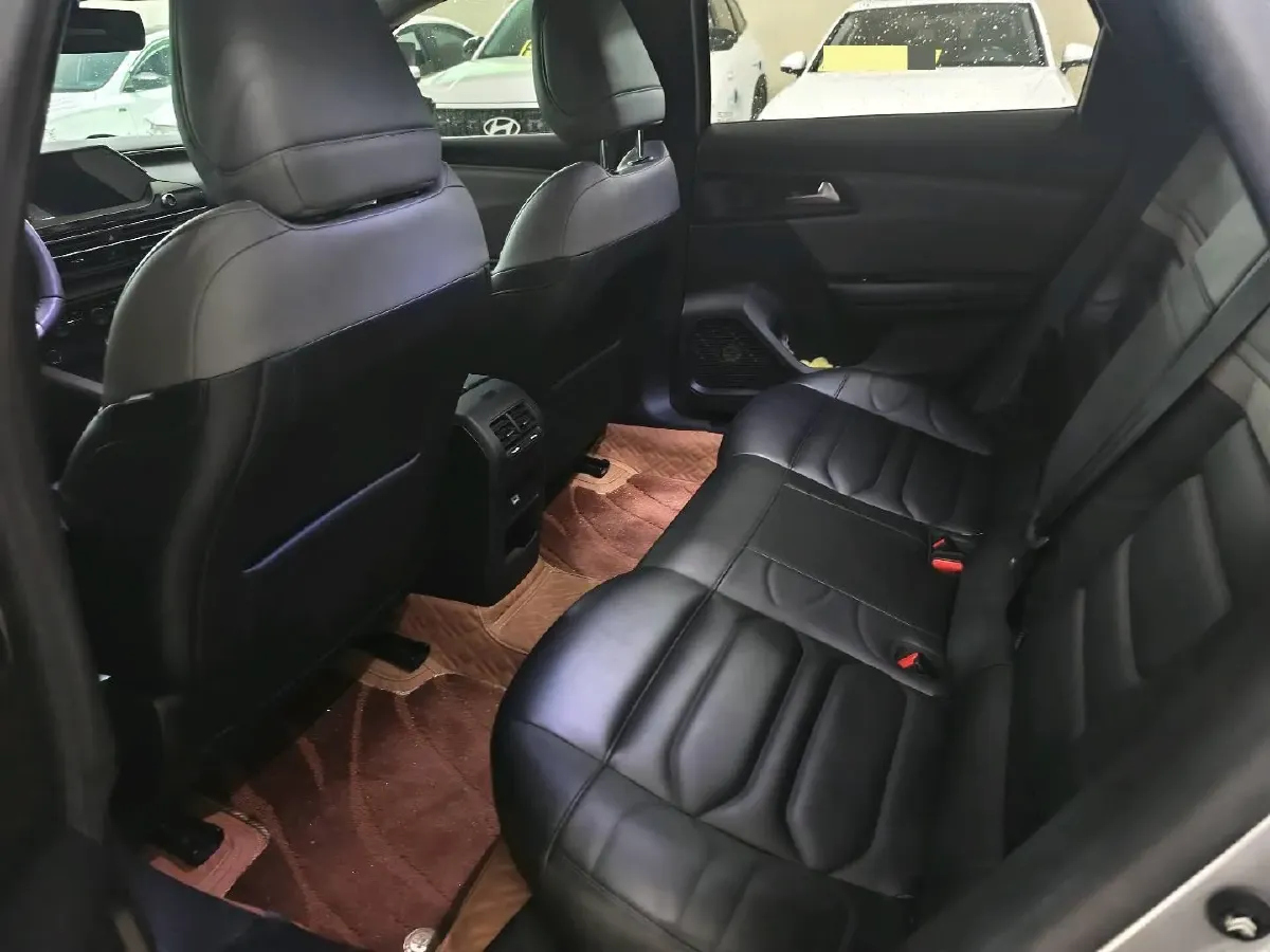 2021 Citroen C5 X 1.6T 175HP L4 8AT,autocango,china used car exporter,china ev exporter,chinese used car exporter,chinese used ev exporter