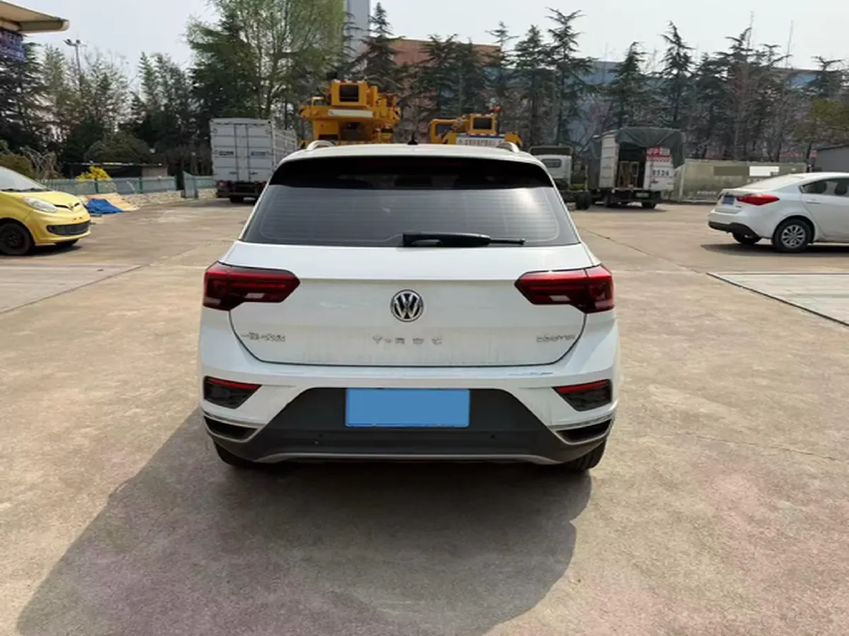 2020 Volkswagen T-Roc 1.4T 131HP L4 7DCT,autocango,china used car exporter,china ev exporter,chinese used car exporter,chinese used ev exporter