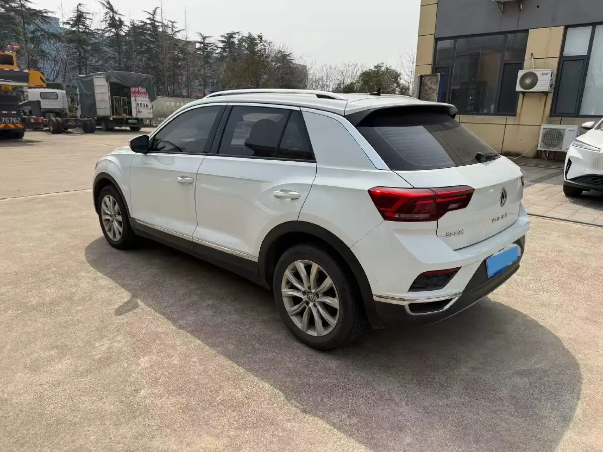 2020 Volkswagen T-Roc 1.4T 131HP L4 7DCT,autocango,china used car exporter,china ev exporter,chinese used car exporter,chinese used ev exporter