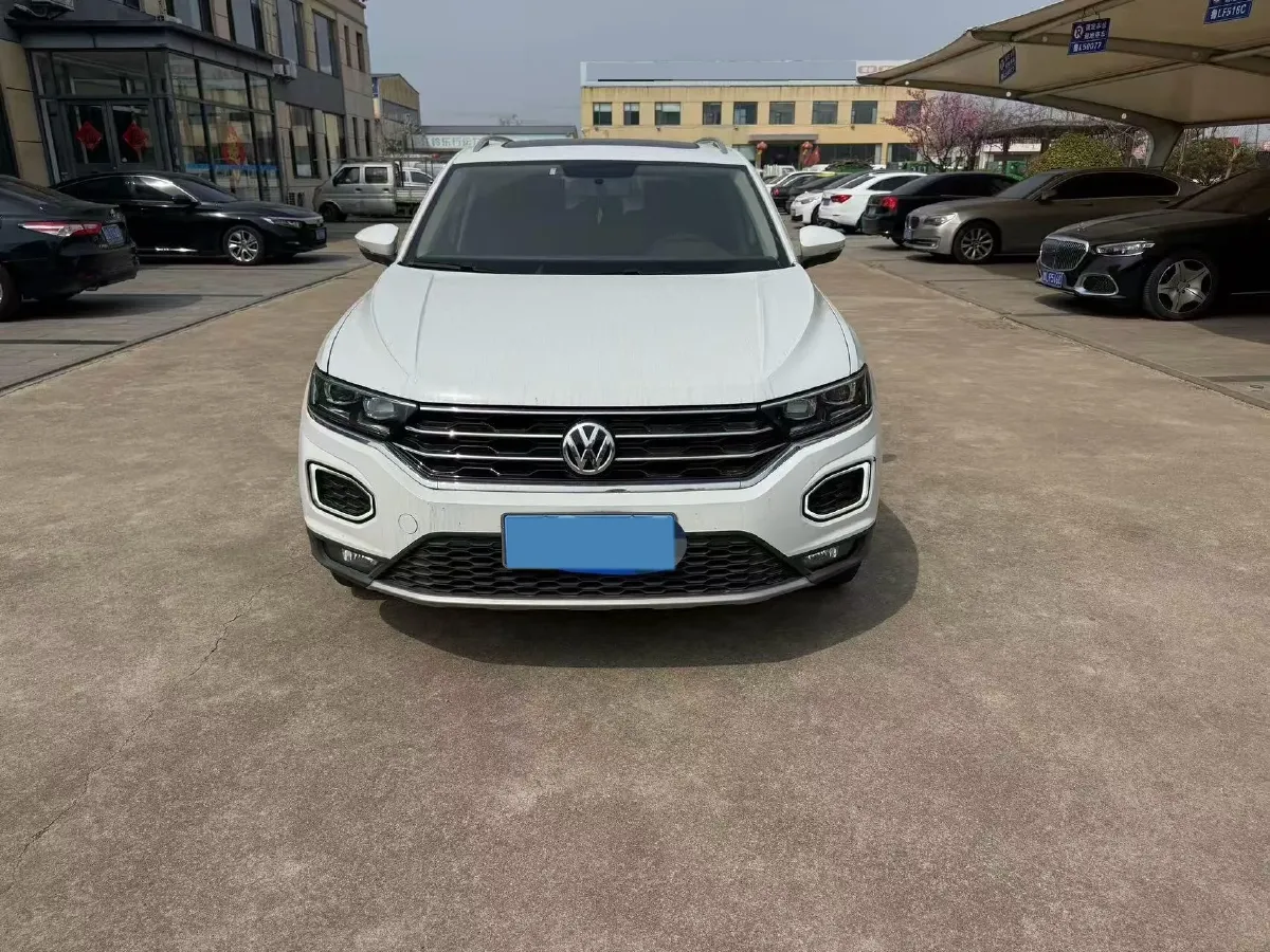 2020 Volkswagen T-Roc 1.4T 131HP L4 7DCT,autocango,china used car exporter,china ev exporter,chinese used car exporter,chinese used ev exporter