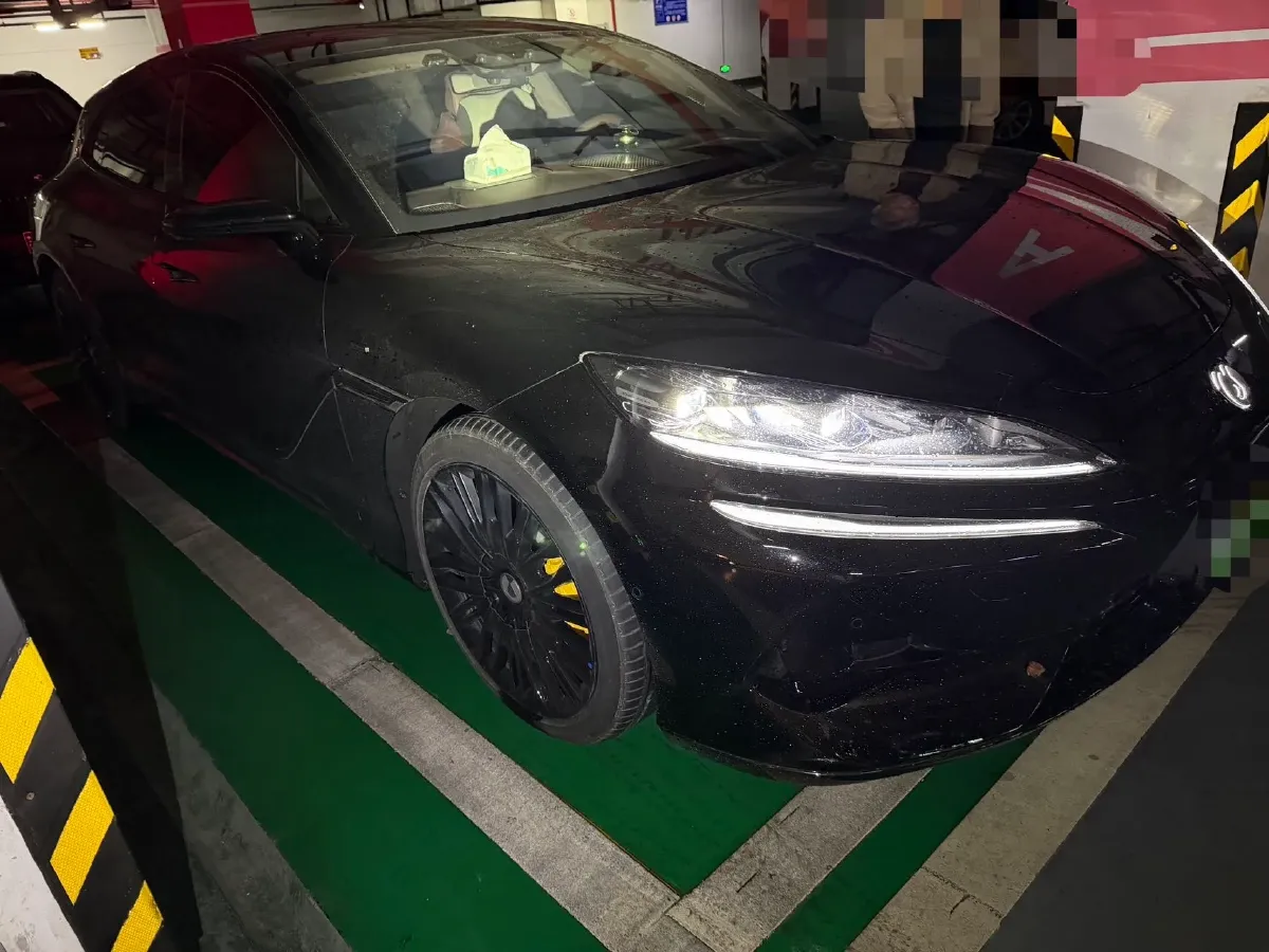 2024 Denza DenzaZ9GT 2.0T 207HP L4 E-CVT PHEV 38.5KWH,autocango,china used car exporter,china ev exporter,chinese used car exporter,chinese used ev exporter