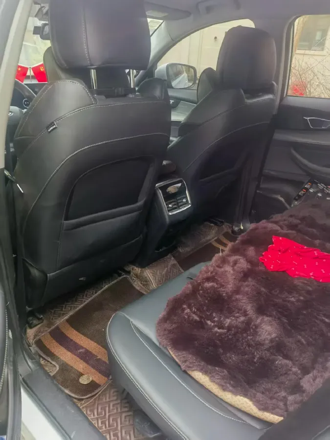 2021 Chery Tiggo 8 Plus 1.6T 197HP L4 7DCT,autocango,china used car exporter,china ev exporter,chinese used car exporter,chinese used ev exporter