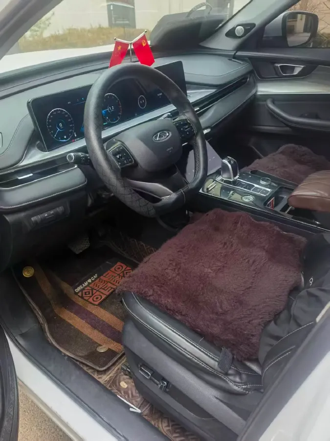 2021 Chery Tiggo 8 Plus 1.6T 197HP L4 7DCT,autocango,china used car exporter,china ev exporter,chinese used car exporter,chinese used ev exporter