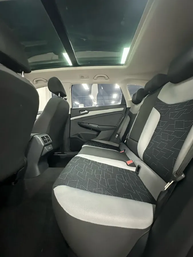 2022 Jetta VS7 1.4T 150HP L4 6AT,autocango,china used car exporter,china ev exporter,chinese used car exporter,chinese used ev exporter