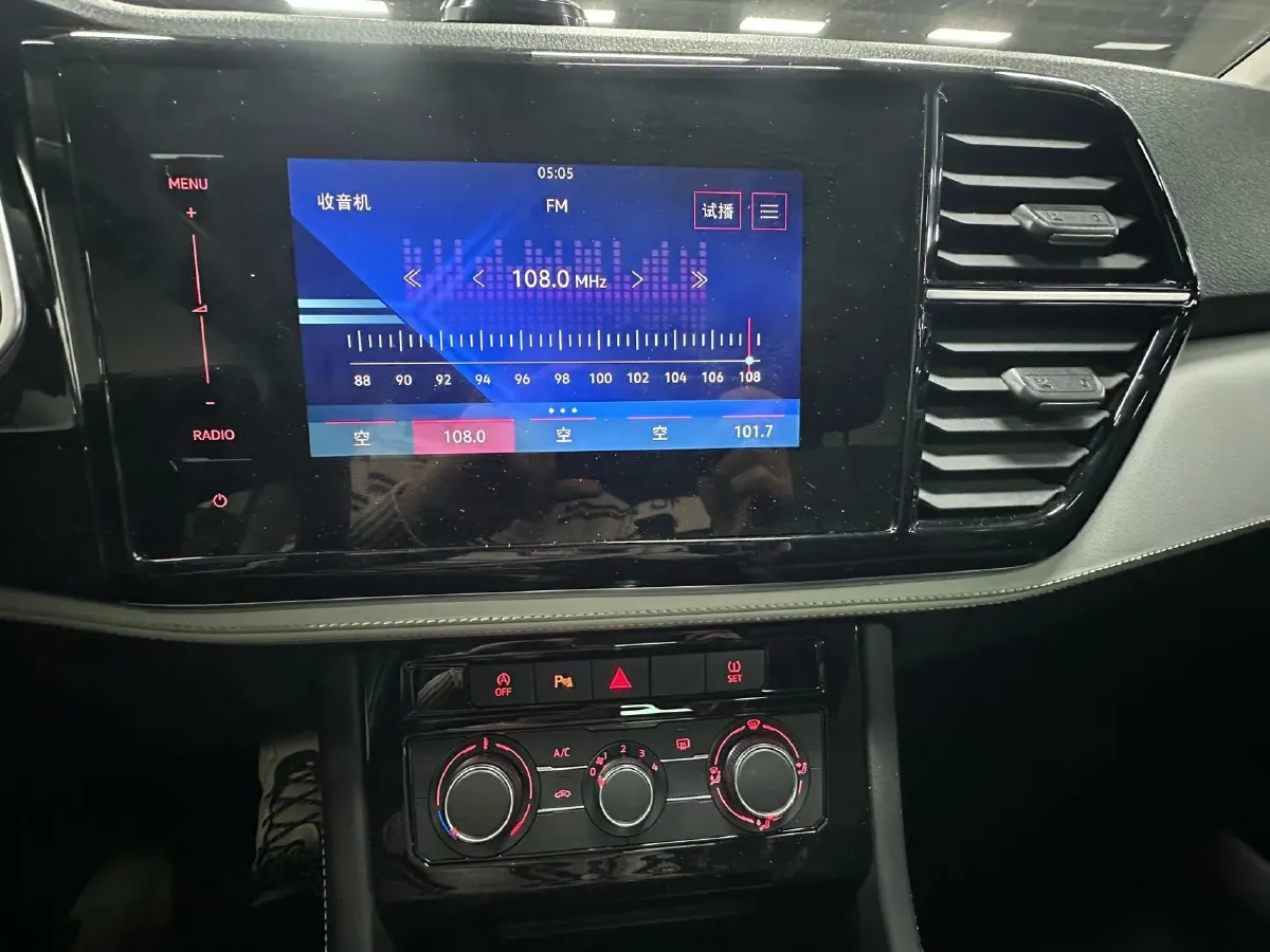 2022 Jetta VS7 1.4T 150HP L4 6AT,autocango,china used car exporter,china ev exporter,chinese used car exporter,chinese used ev exporter