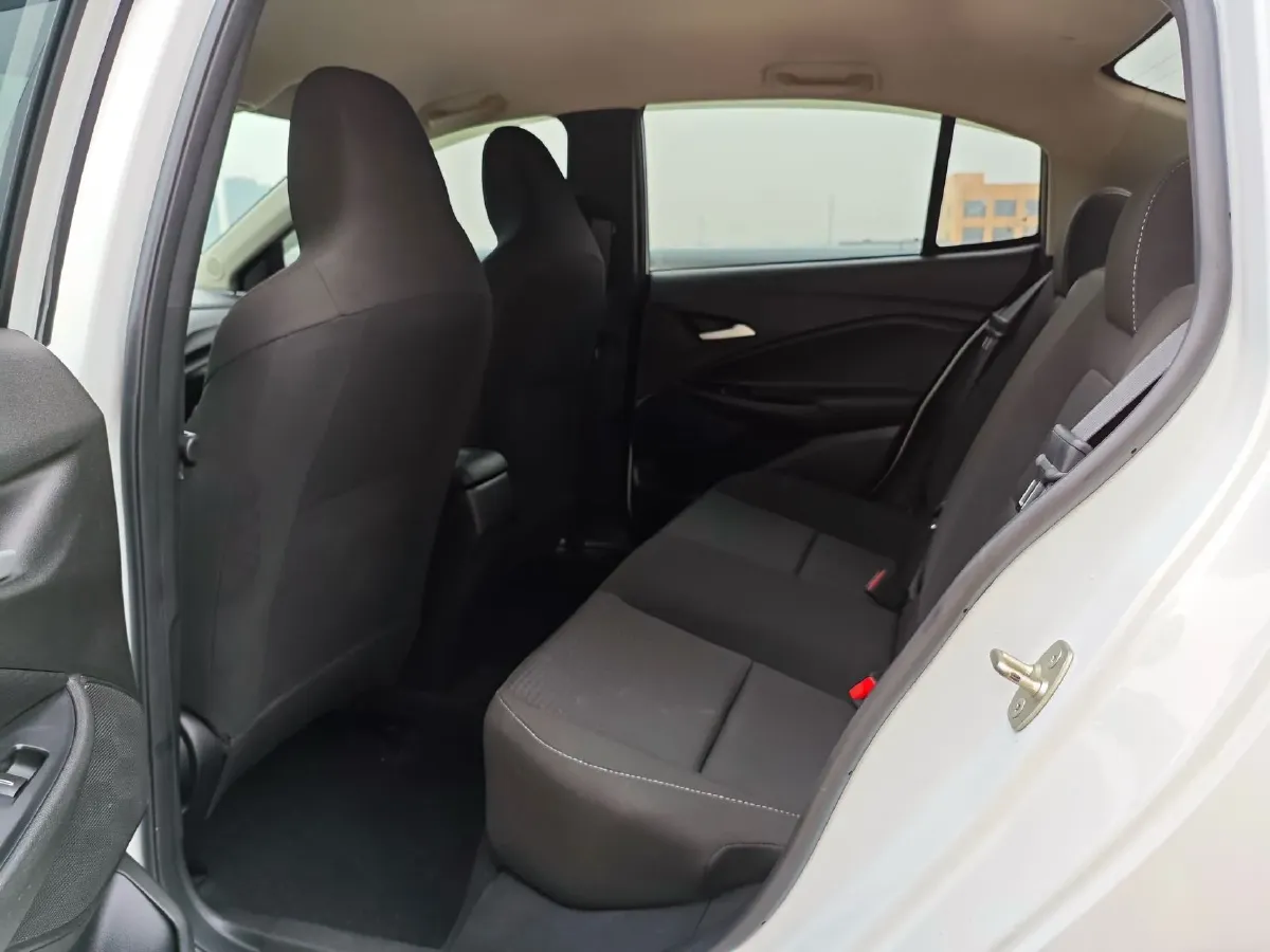 2021 Chevrolet Cavalier 1.0T 125HP L3 6AT,autocango,china used car exporter,china ev exporter,chinese used car exporter,chinese used ev exporter