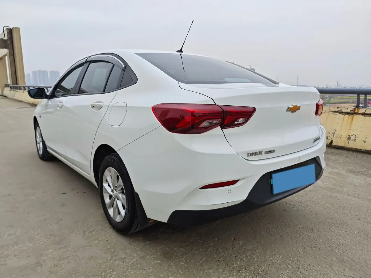 2021 Chevrolet Cavalier 1.0T 125HP L3 6AT,autocango,china used car exporter,china ev exporter,chinese used car exporter,chinese used ev exporter