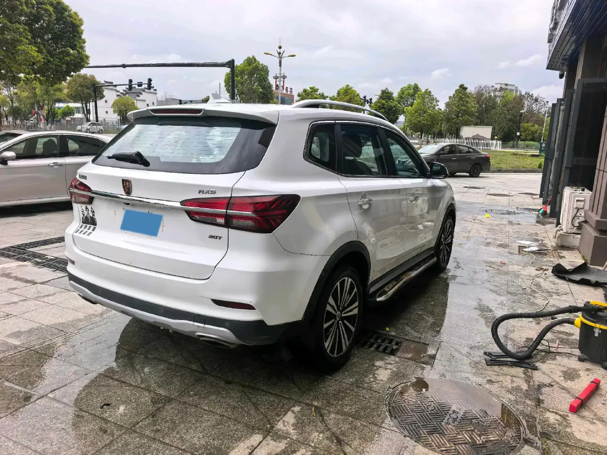 2019 Roewe i6 1.5T 169HP L4 7DCT,autocango,china used car exporter,china ev exporter,chinese used car exporter,chinese used ev exporter