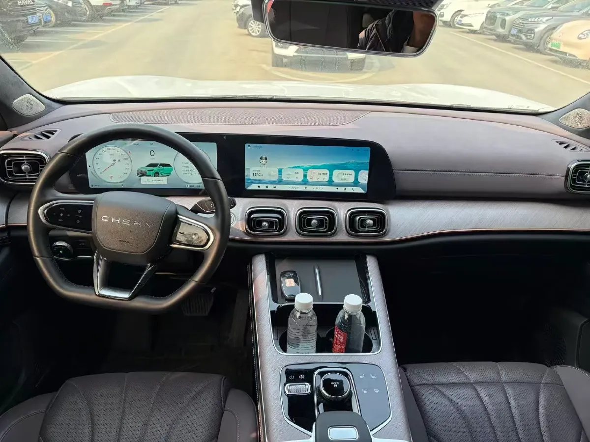 2025 Chery Tiggo 9 2.0T 261HP L4 8AT,autocango,china used car exporter,china ev exporter,chinese used car exporter,chinese used ev exporter