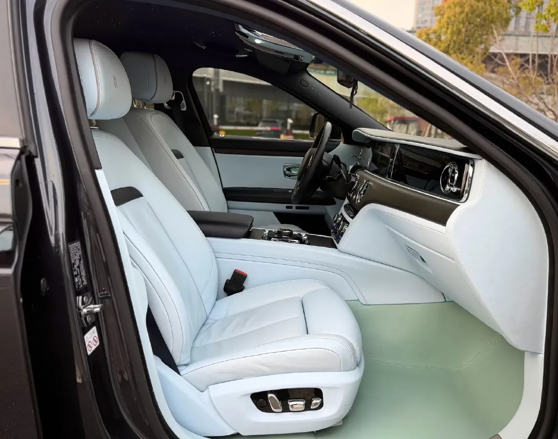 2021 Rolls-Royce Ghost 6.7T 571HP V12 8AT,autocango,china used car exporter,china ev exporter,chinese used car exporter,chinese used ev exporter