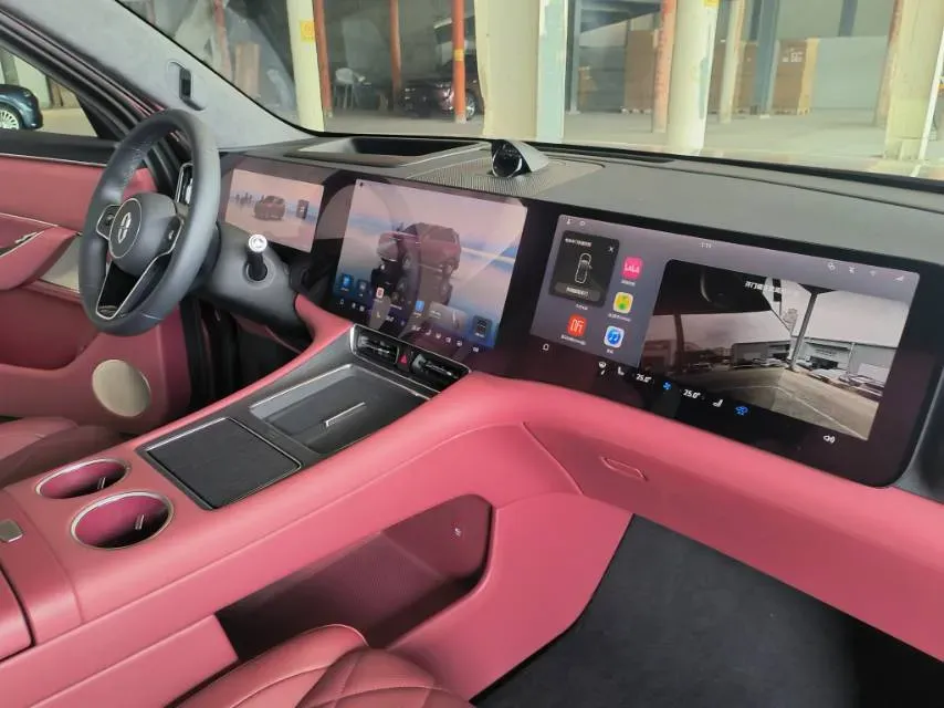 2025 AITO AITO M8 REEV 160HP REEV 53.4KWH,autocango,china used car exporter,china ev exporter,chinese used car exporter,chinese used ev exporter