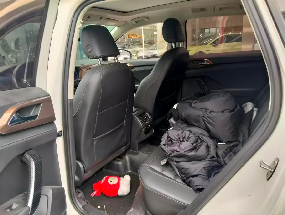 2020 Volkswagen Tharu 2.0T 186HP L4 7DCT,autocango,china used car exporter,china ev exporter,chinese used car exporter,chinese used ev exporter