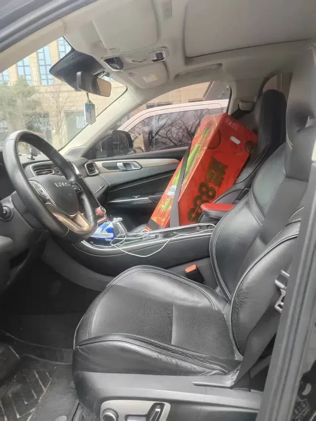 2018 Foton Tunland 2.0T 218HP L4 6AT,autocango,china used car exporter,china ev exporter,chinese used car exporter,chinese used ev exporter