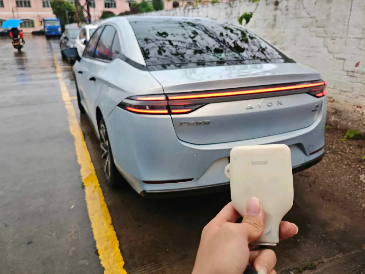 2022 ChangAn Oshan Z6 1.5T 170HP L4 6TCT PHEV 28.4KWH,autocango,china used car exporter,china ev exporter,chinese used car exporter,chinese used ev exporter