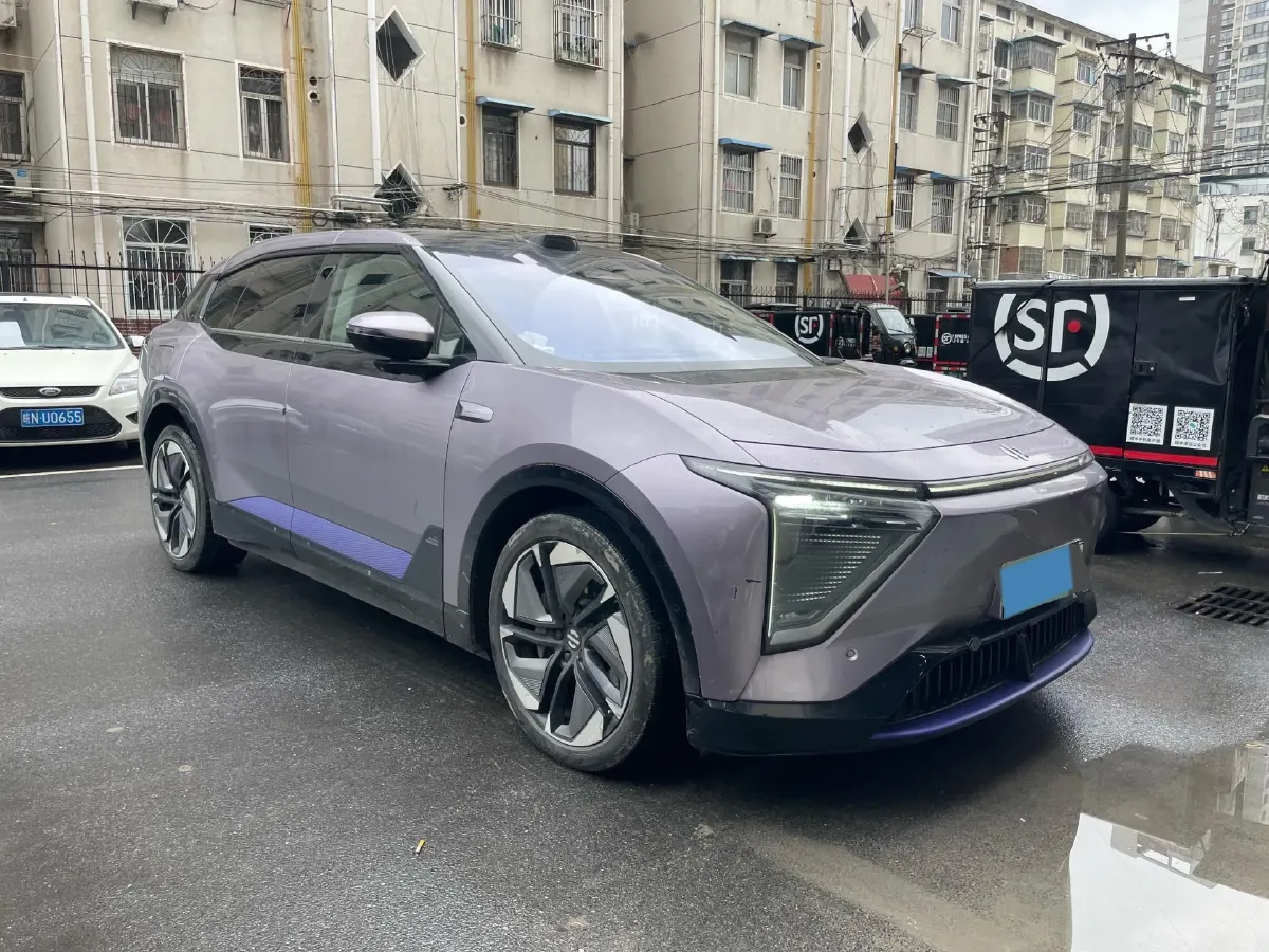 2023 HiPhi Y BEV 76.6KWH,autocango,china used car exporter,china ev exporter,chinese used car exporter,chinese used ev exporter