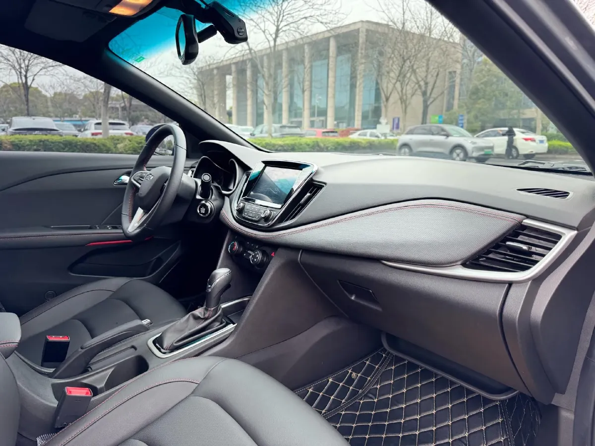 2019 Chevrolet Monza 1.3T 163HP L3 6AT,autocango,china used car exporter,china ev exporter,chinese used car exporter,chinese used ev exporter