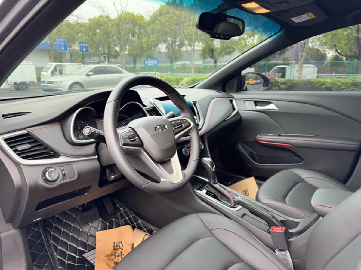 2019 Chevrolet Monza 1.3T 163HP L3 6AT,autocango,china used car exporter,china ev exporter,chinese used car exporter,chinese used ev exporter