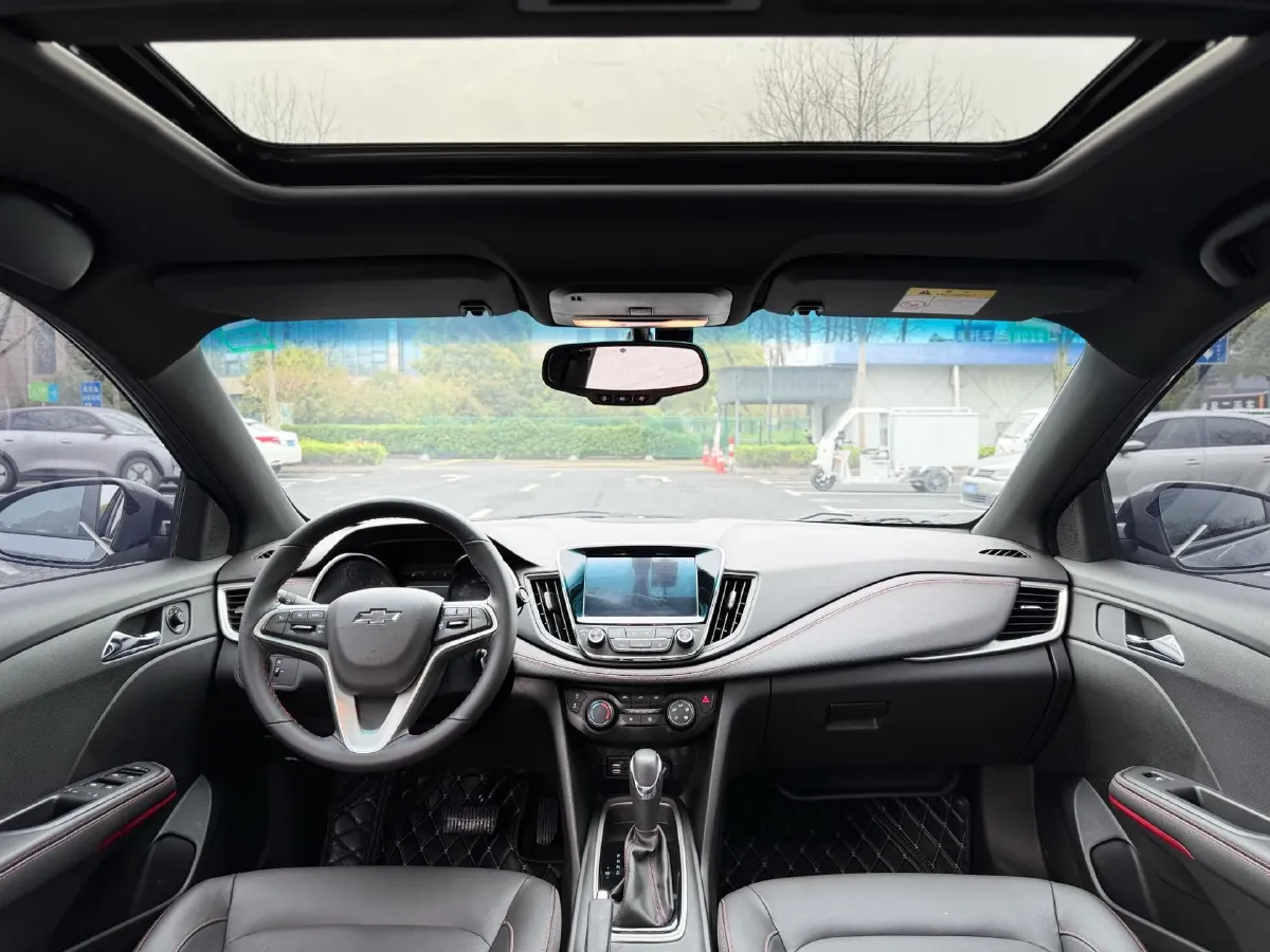 2019 Chevrolet Monza 1.3T 163HP L3 6AT,autocango,china used car exporter,china ev exporter,chinese used car exporter,chinese used ev exporter