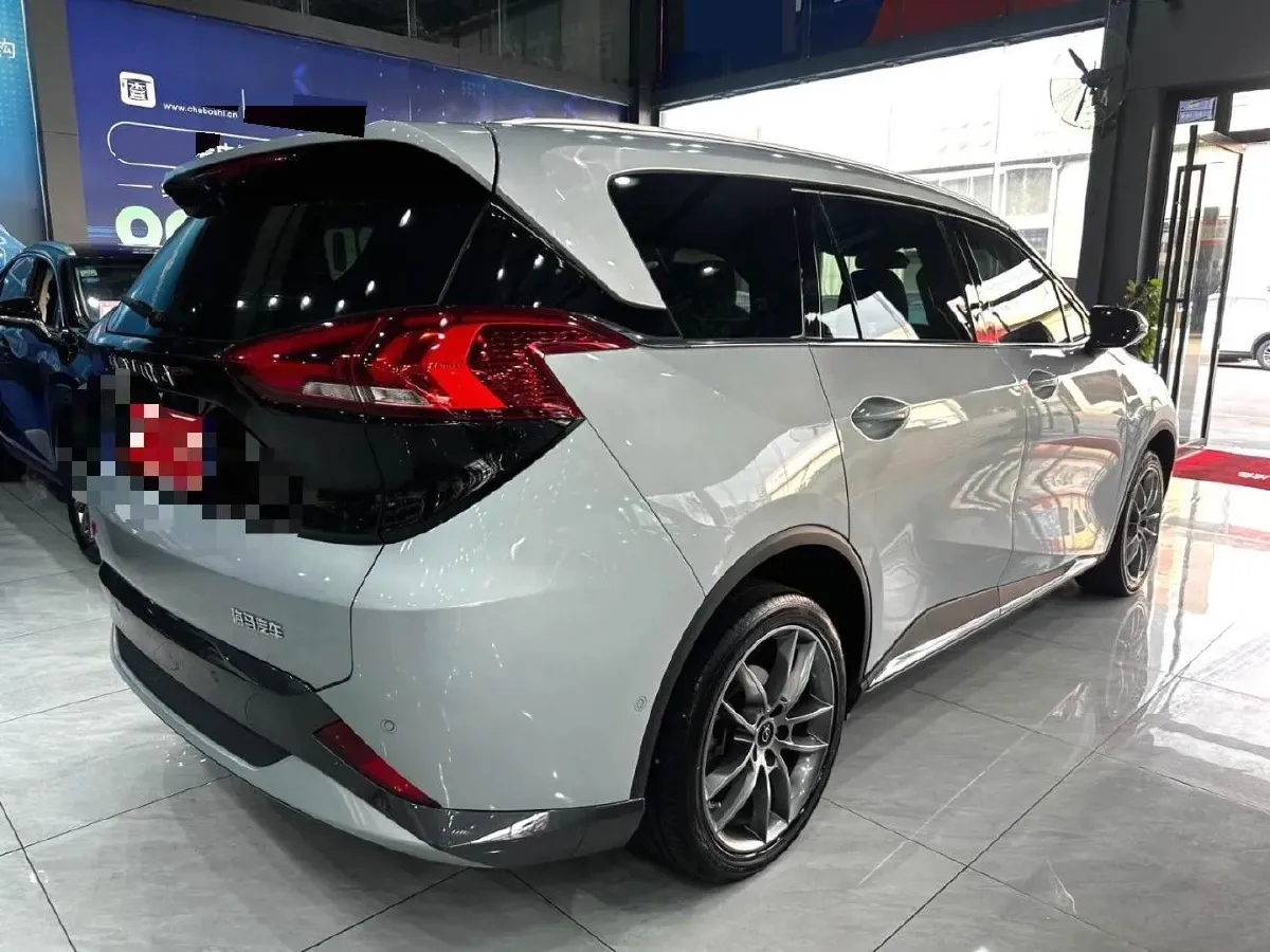2020 HaiMa 7X 1.6T 195HP L4 6AT,autocango,china used car exporter,china ev exporter,chinese used car exporter,chinese used ev exporter