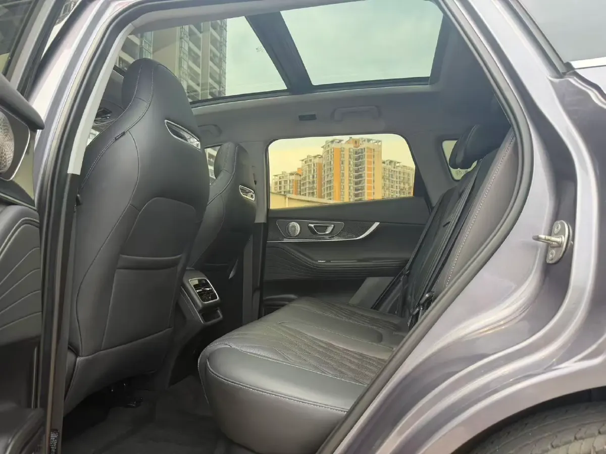 2023 Chery Tiggo 7 Plus 1.6T 197HP L4 7DCT,autocango,china used car exporter,china ev exporter,chinese used car exporter,chinese used ev exporter