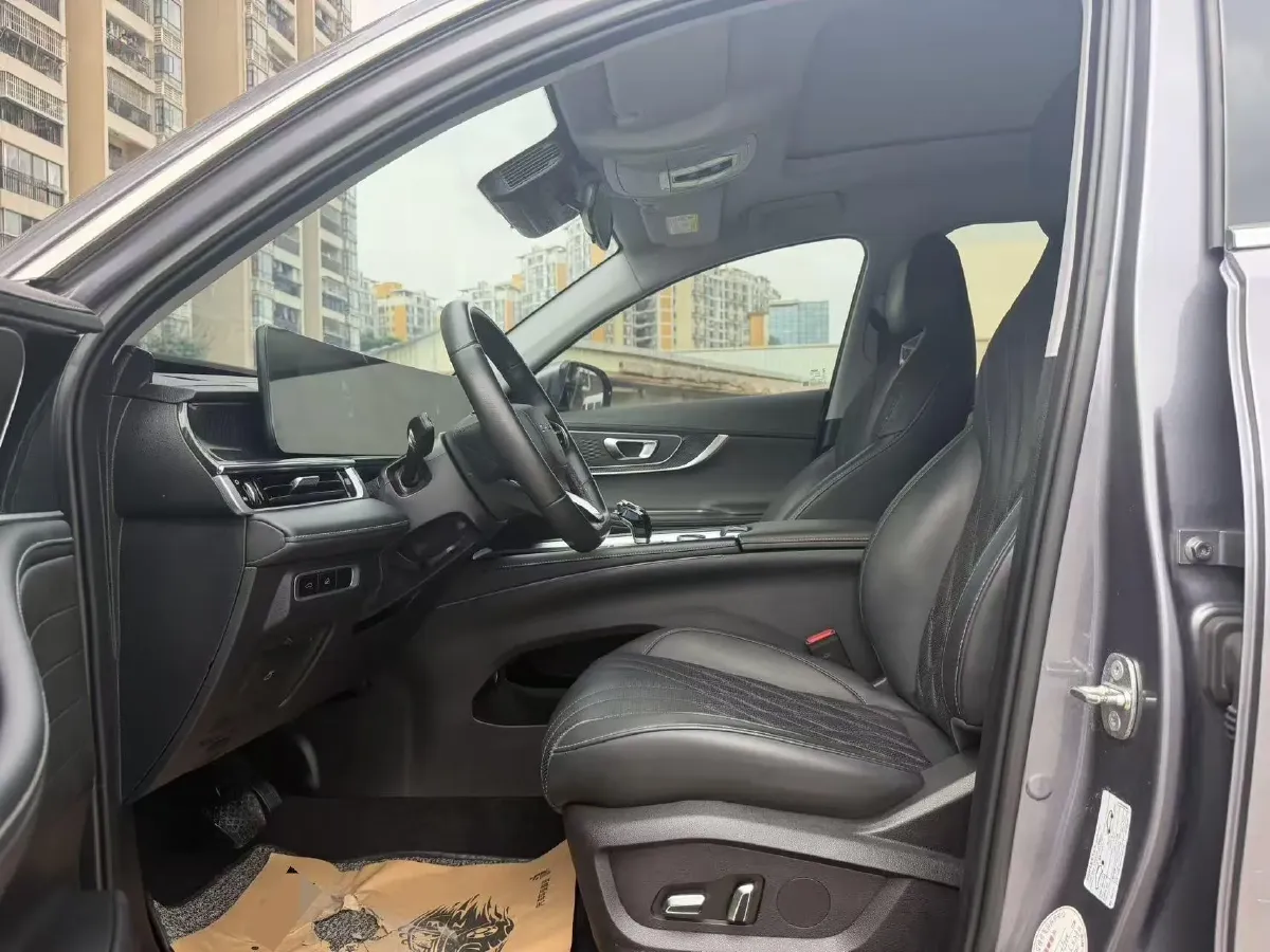 2023 Chery Tiggo 7 Plus 1.6T 197HP L4 7DCT,autocango,china used car exporter,china ev exporter,chinese used car exporter,chinese used ev exporter