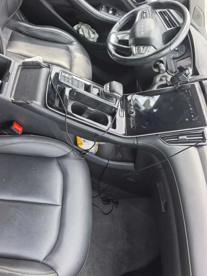 2020 Roewe i6 MAX 1.5T 169HP L4 AMT PHEV,autocango,china used car exporter,china ev exporter,chinese used car exporter,chinese used ev exporter