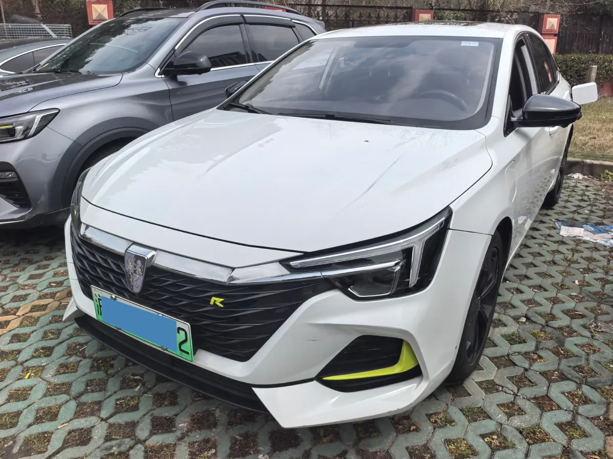 2020 Roewe i6 MAX 1.5T 169HP L4 AMT PHEV,autocango,china used car exporter,china ev exporter,chinese used car exporter,chinese used ev exporter
