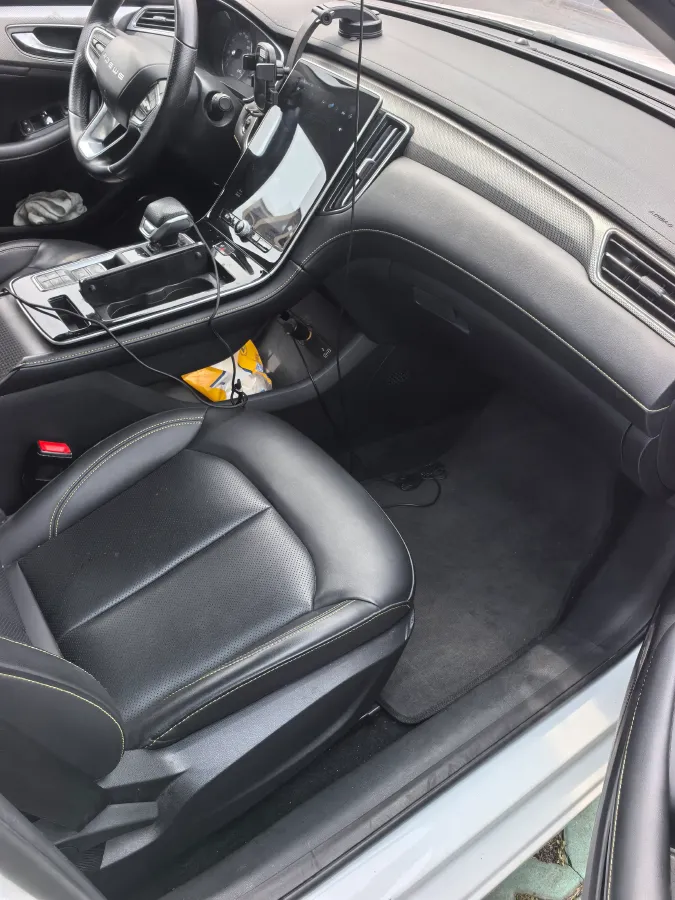 2020 Roewe i6 MAX 1.5T 169HP L4 AMT PHEV,autocango,china used car exporter,china ev exporter,chinese used car exporter,chinese used ev exporter