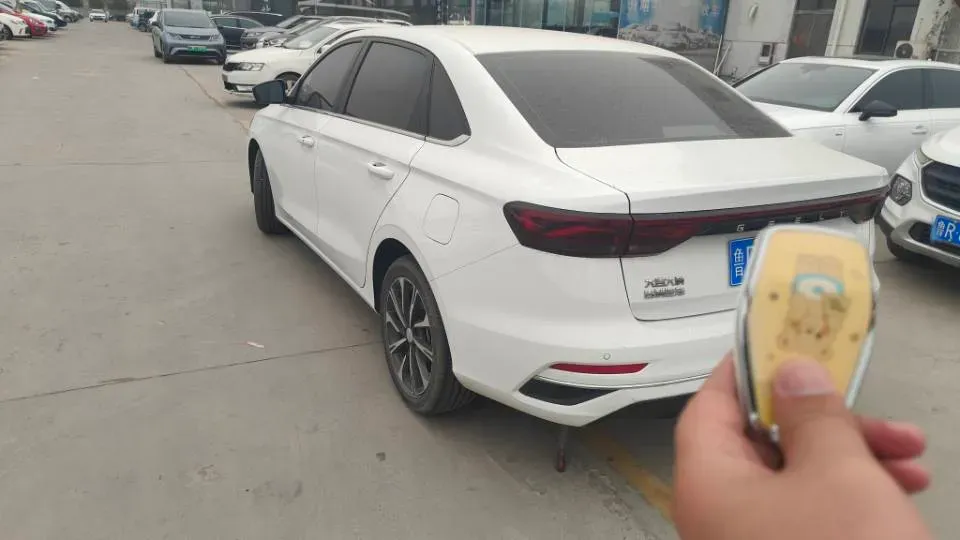 2025 Geely Emgrand 1.5L 127HP L4 CVT,autocango,china used car exporter,china ev exporter,chinese used car exporter,chinese used ev exporter