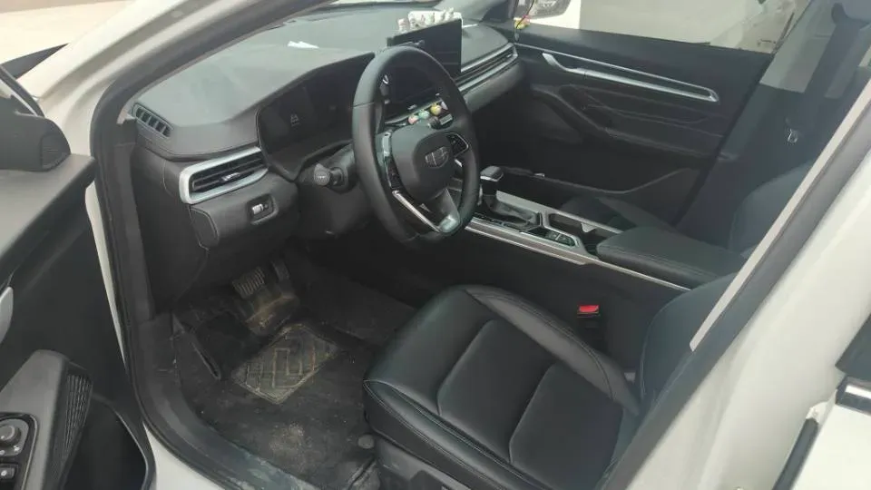 2025 Geely Emgrand 1.5L 127HP L4 CVT,autocango,china used car exporter,china ev exporter,chinese used car exporter,chinese used ev exporter