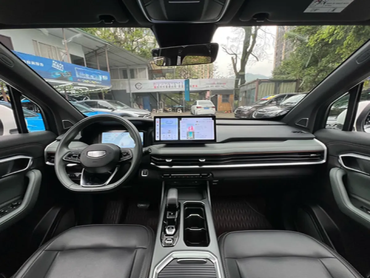 2023 Geely Okavango L 2.0T 218HP L4 7DCT,autocango,china used car exporter,china ev exporter,chinese used car exporter,chinese used ev exporter