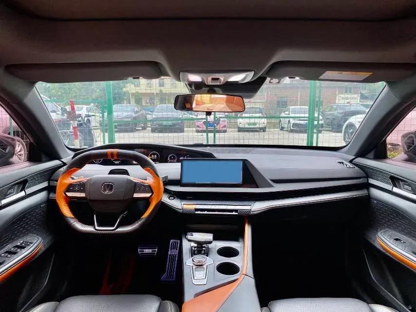 2022 ChangAn UNI-V 1.5T 188HP L4 7DCT,autocango,china used car exporter,china ev exporter,chinese used car exporter,chinese used ev exporter