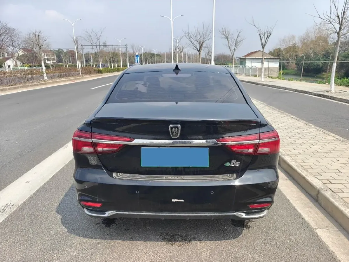 2019 Roewe i6 1.5T 169HP L4 AMT PHEV 9.1KWH,autocango,china used car exporter,china ev exporter,chinese used car exporter,chinese used ev exporter
