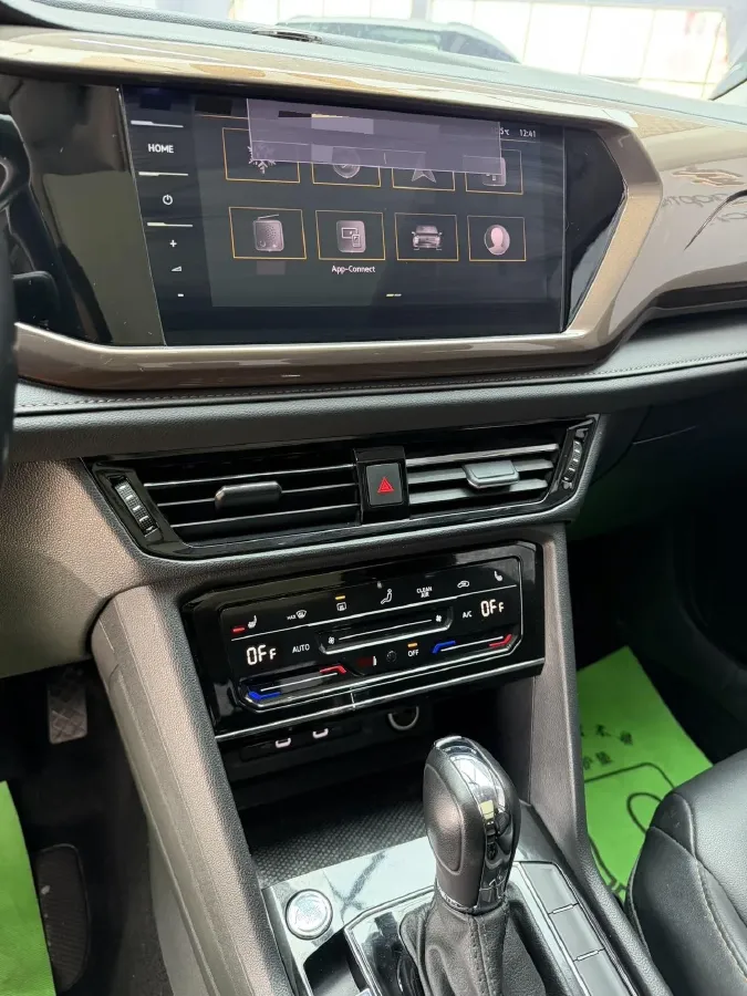 2021 Volkswagen Tharu 1.4T 150HP L4 7DCT,autocango,china used car exporter,china ev exporter,chinese used car exporter,chinese used ev exporter