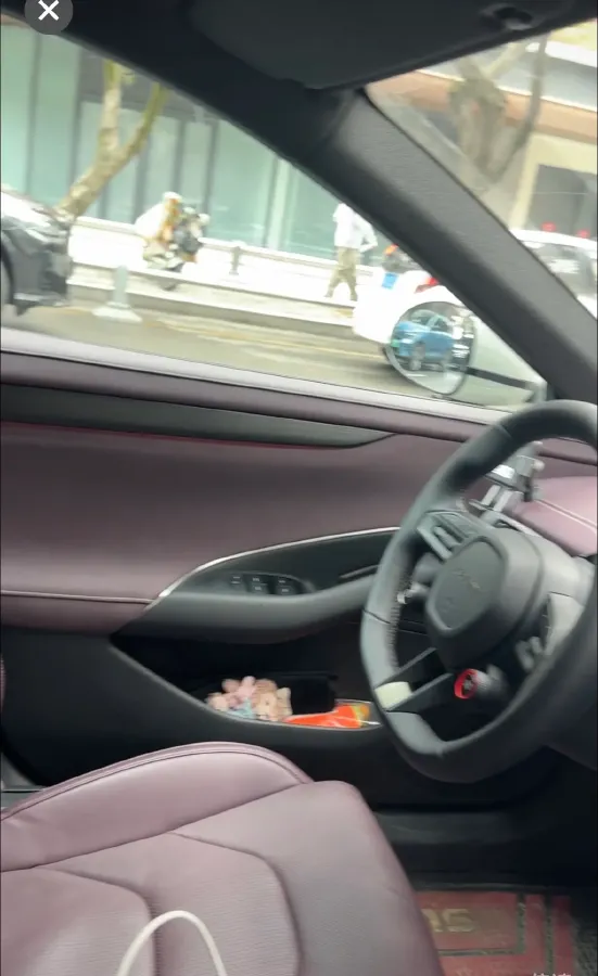 2024 MI SU7 BEV 73.6KWH,autocango,china used car exporter,china ev exporter,chinese used car exporter,chinese used ev exporter